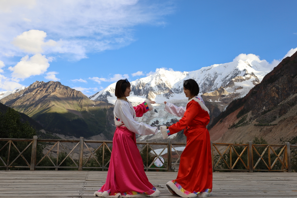 9RkCie9lly9R-DS0UT0cf67D56QDkc3G5YTvg5LEwlUg9zEvObmEGHHMAG9V433h