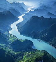 纵贯中国第二棱线，穿越三峡 · 神农架 · 武当山三大世界级IP，见证高山深谷与南北文明的史诗交汇 | 神武峡A环线