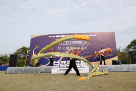 2018总裁马拉松十公里团体精英赛