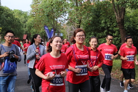 2018总裁马拉松十公里团体精英赛