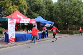 2018总裁马拉松十公里团体精英赛