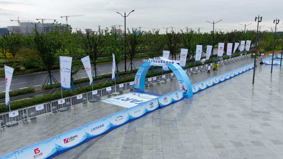 mmexport1695437665733_18189636