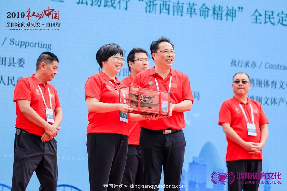 33021f4a42121b5c229135fa72628a1