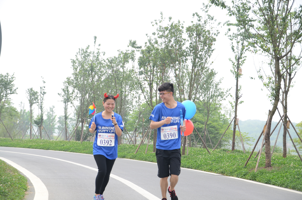 mby333b5szbvgqfrdvevhsniym0zr529