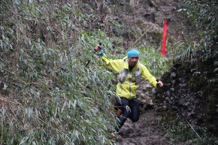 xm2j5njwu8r3ew7u5cboc