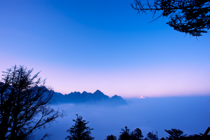 Q2NHE(S8XQIN7YANT9ZG@SO