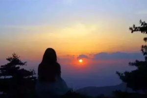 【宜昌·百里荒】山楂树之恋取景地，避暑胜地，高山草原，观云海日落，星空派对，篝火露营等精品2日游（每周六出发）