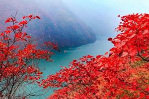 【巫山红叶之旅】11月29-12月1号/12月1-3日两期 ：巫山小三峡-小小三峡·神女天路·文峰观漫山红遍 休闲游