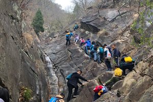 【周日户外】2月23日：孝感凤凰魔道峡谷路线一日攀爬