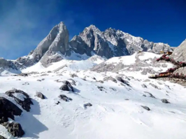 高铁动车【云南7天】独克宗古城、拉市海、玉龙雪山、大理洱海、虎跳峡、香格里拉、蓝月谷。报名付定金