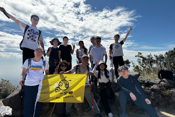 【罗浮山飞云顶】3.23周日，65元起，罗浮山土路上飞云顶。