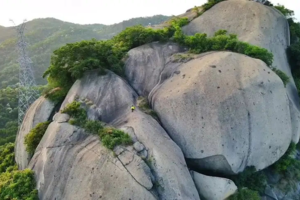 15人成团 11.11周二【亚婆髻】胆小别来，凤凰山-亚婆髻，巨石顶绝美风光。