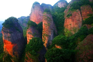 1.2-3【韶关2天】打卡丹霞地貌、狮子岩、曹溪文化小镇、南华禅寺。报名付定金