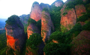 成团了，1.2-3【韶关2天】打卡丹霞地貌、狮子岩、曹溪文化小镇、南华禅寺。报名付定金