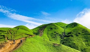 成团了，4.30晚-5.2【轻装武功山】武功山反穿，住客栈，偶遇日出云海星空。报名付定金