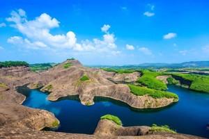 动车高铁【清明郴州2天】仰天湖+小东江+高椅岭+裕后街。报名付定金