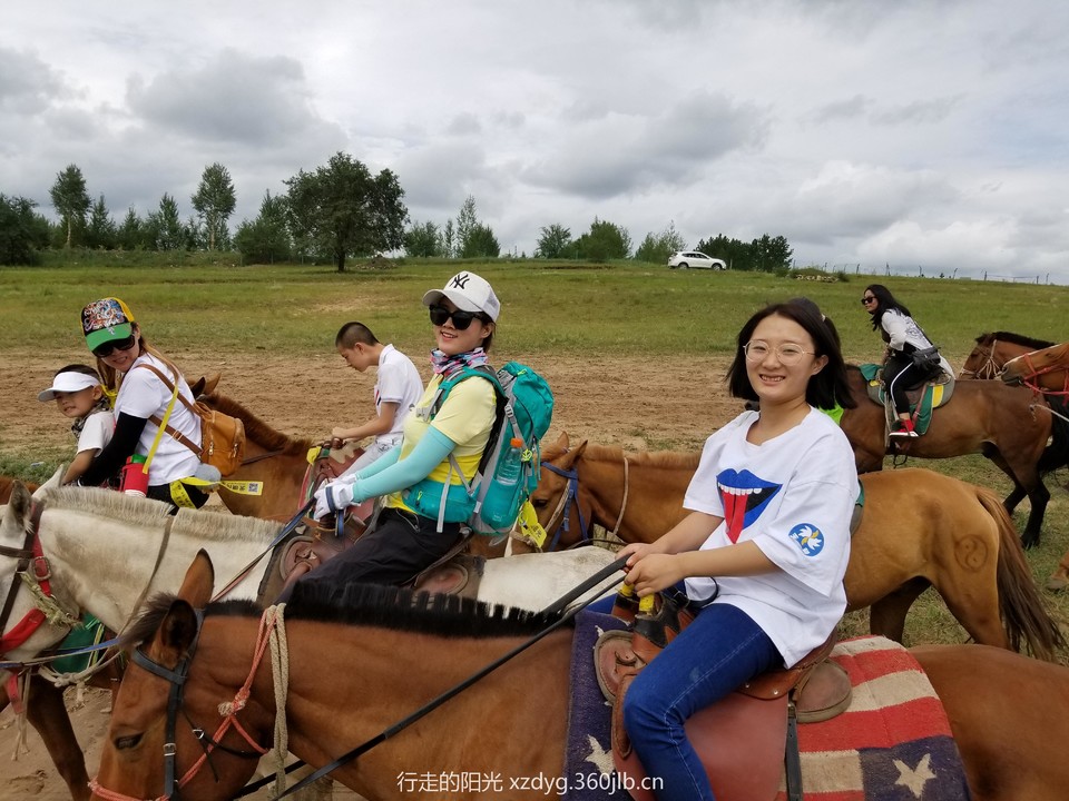 5DA1BDD7-D4E2-43D7-8CDB-02455DEF18F6