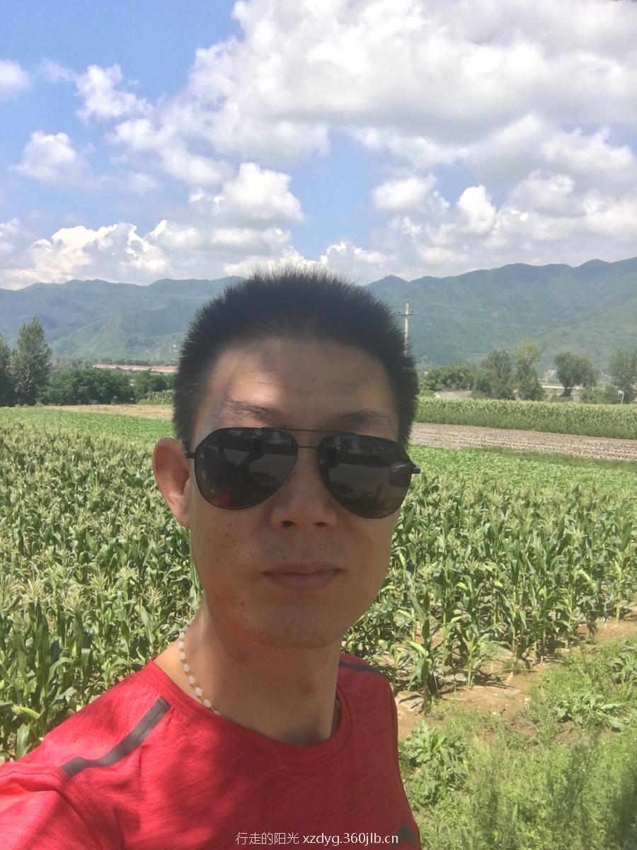 39DD3C77-CD29-48A6-B160-ED841990E7D9