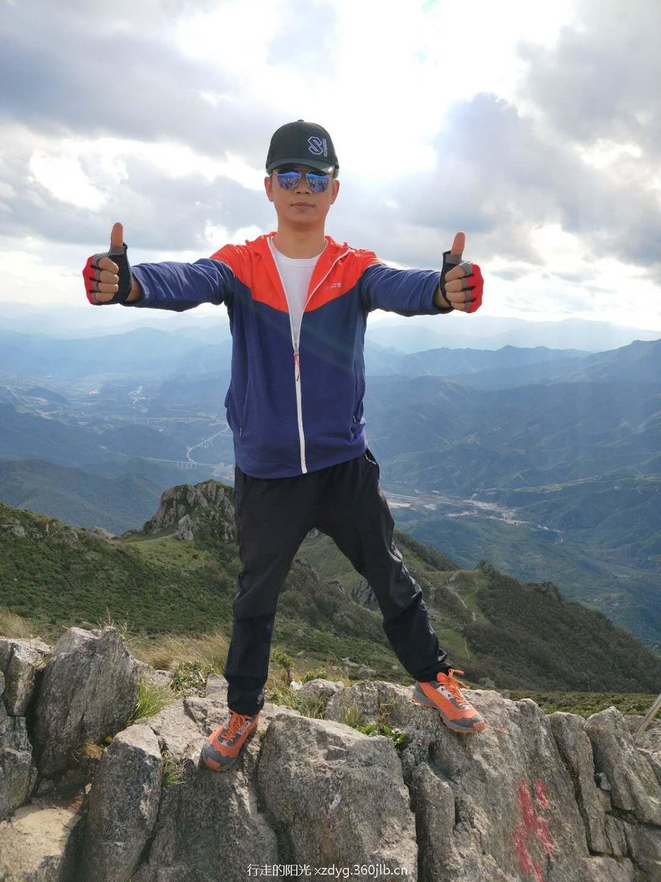 mmexport1536460632512