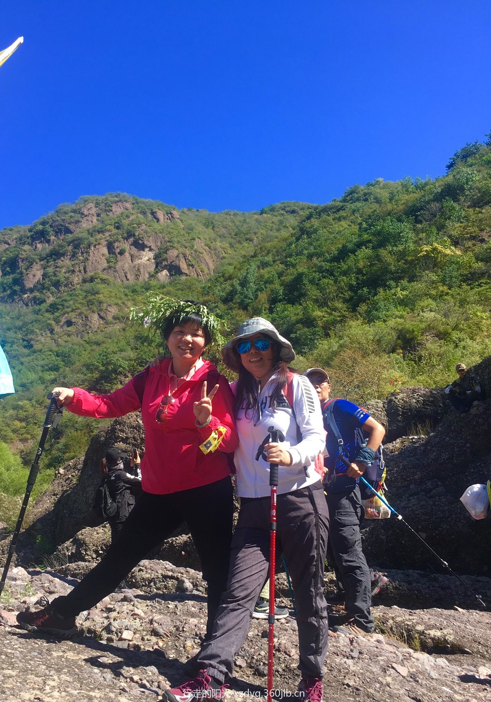 mmexport1537065448361