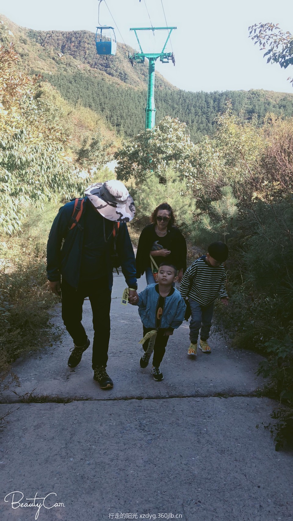 mmexport1537777532633