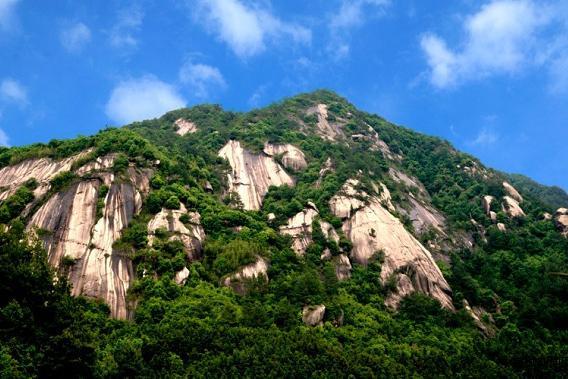 【龙须山+家朋】|沧桑岁月中风化的苍凉和孤傲|| 探寻大清龙脉龙须山