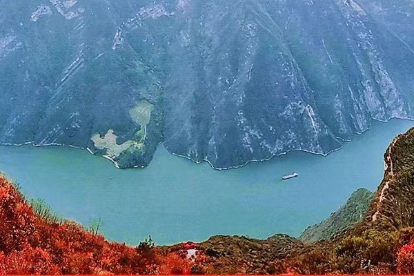 「三峡红叶」11.30-12.04登三峡之巅、徒三峡龙脊、赏三峡红叶，一江碧水、两岸青山、满山红叶