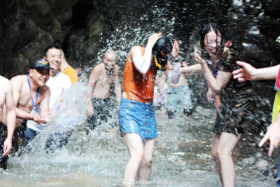 mmexport1535598300060