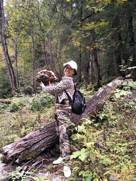 mmexport1537957880035