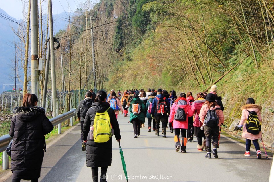 752BC5B6-28EE-4240-A1C0-D5188435BFB2