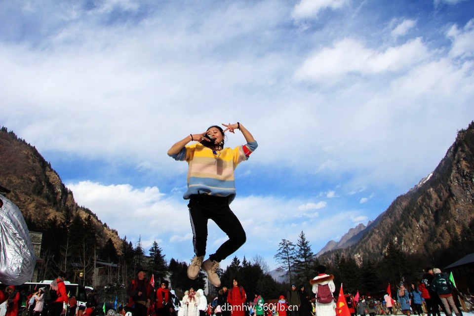 mmexport1544926453428