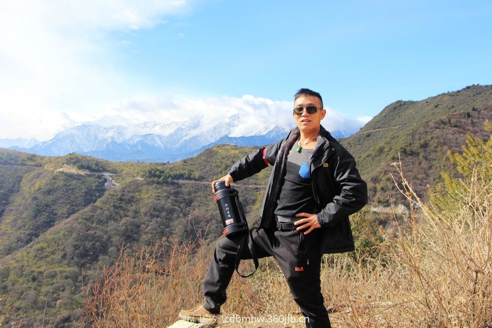 8B15F06B-194B-451E-9D47-E5BE82B896A6