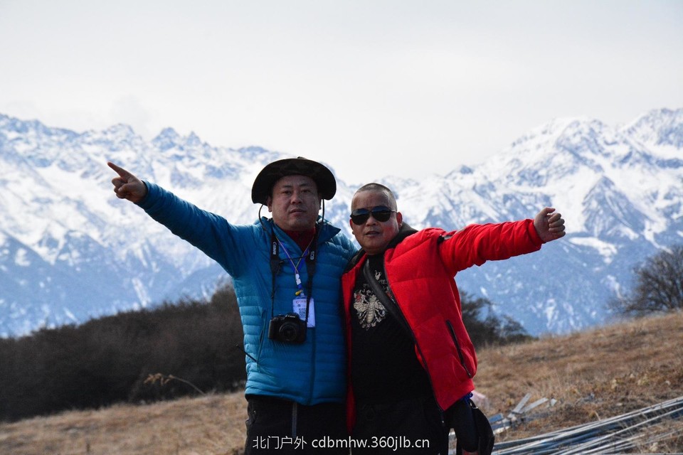 85D979F9-7A59-4CBB-9E5E-1609BD60C4D2