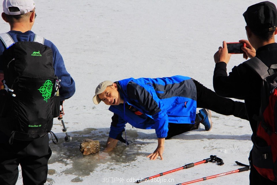 D2F48EFB-1DD4-4417-9ED0-D5F087653238