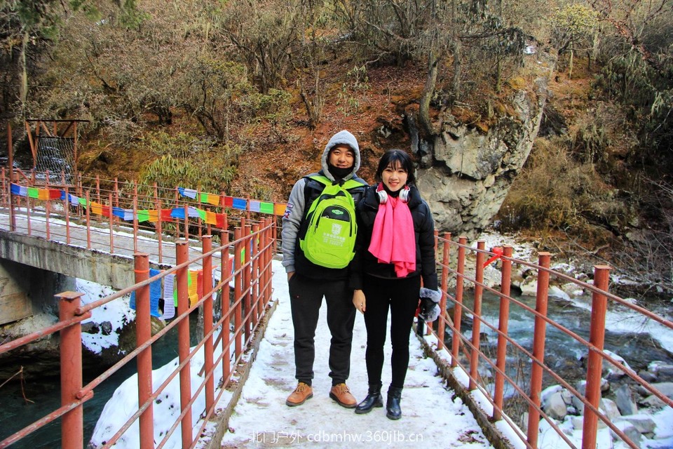 5E72D4F1-2E59-4CA3-9F61-DEF521447E8A