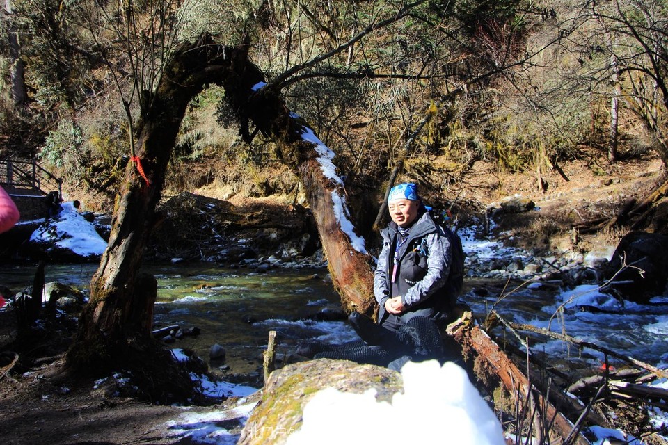 E959DEA1-ED21-41F6-9A7A-2F02CBF97636