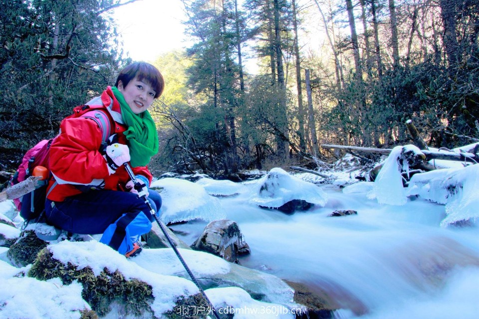 8AFE61FC-F422-44AC-B41A-717CF5CEF359