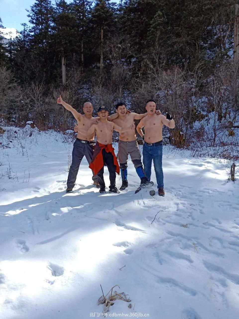 828AC3E7-CE12-4EA9-8C2D-E0F6D94628A3