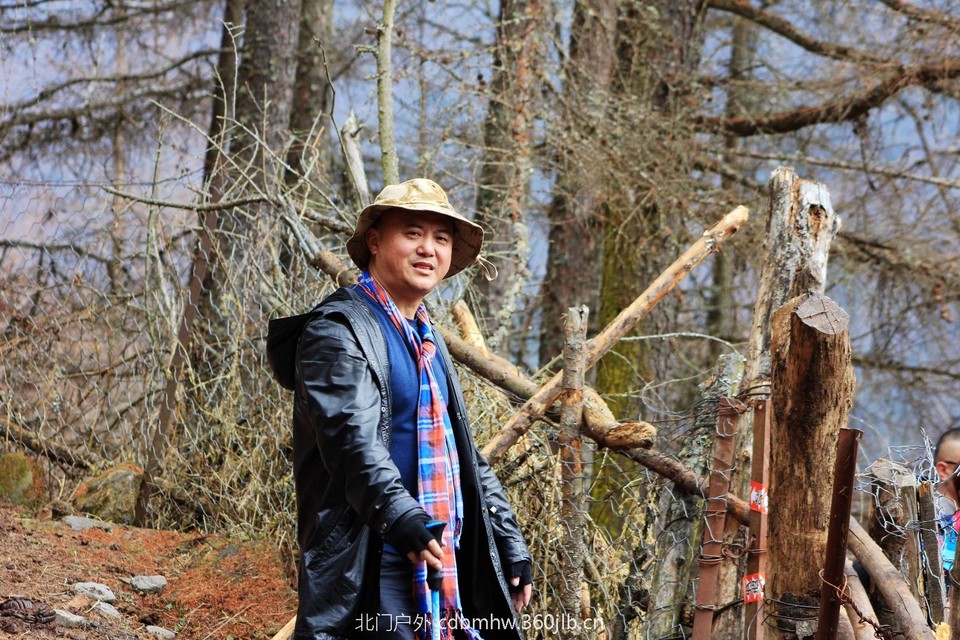 E95BAA72-3B82-43B3-A5E9-BB96D7310B89