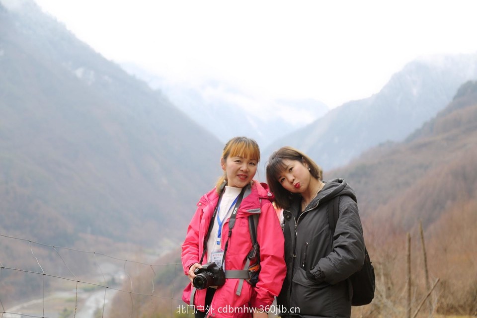 5E04421D-1E8B-45BF-AAF5-6ACAE79845EC