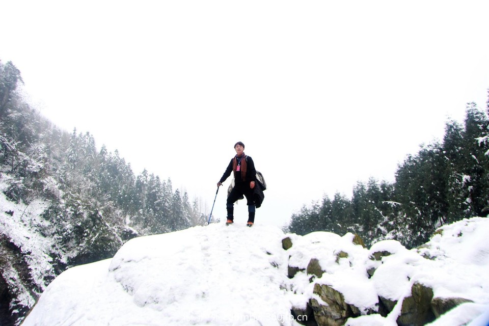 6DD22B70-8793-4077-B73E-DA1F19FF179E