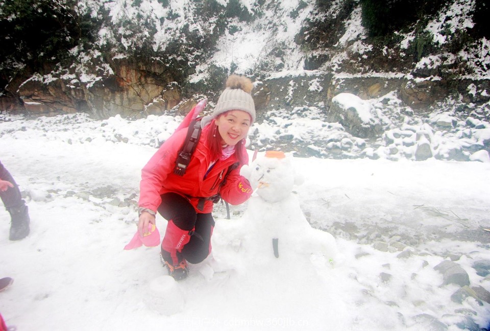 9C21439E-1408-41EC-B5C3-8A3C1C85A19A