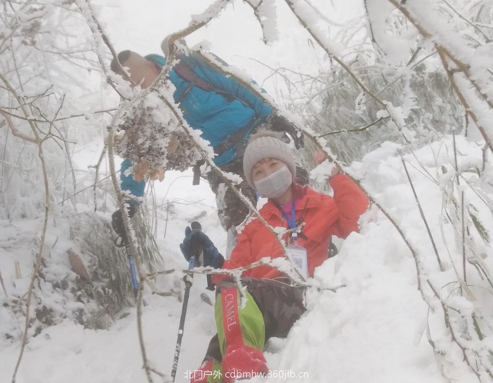 A9E640DF-E033-4E4A-82EF-87D79B43ACE6