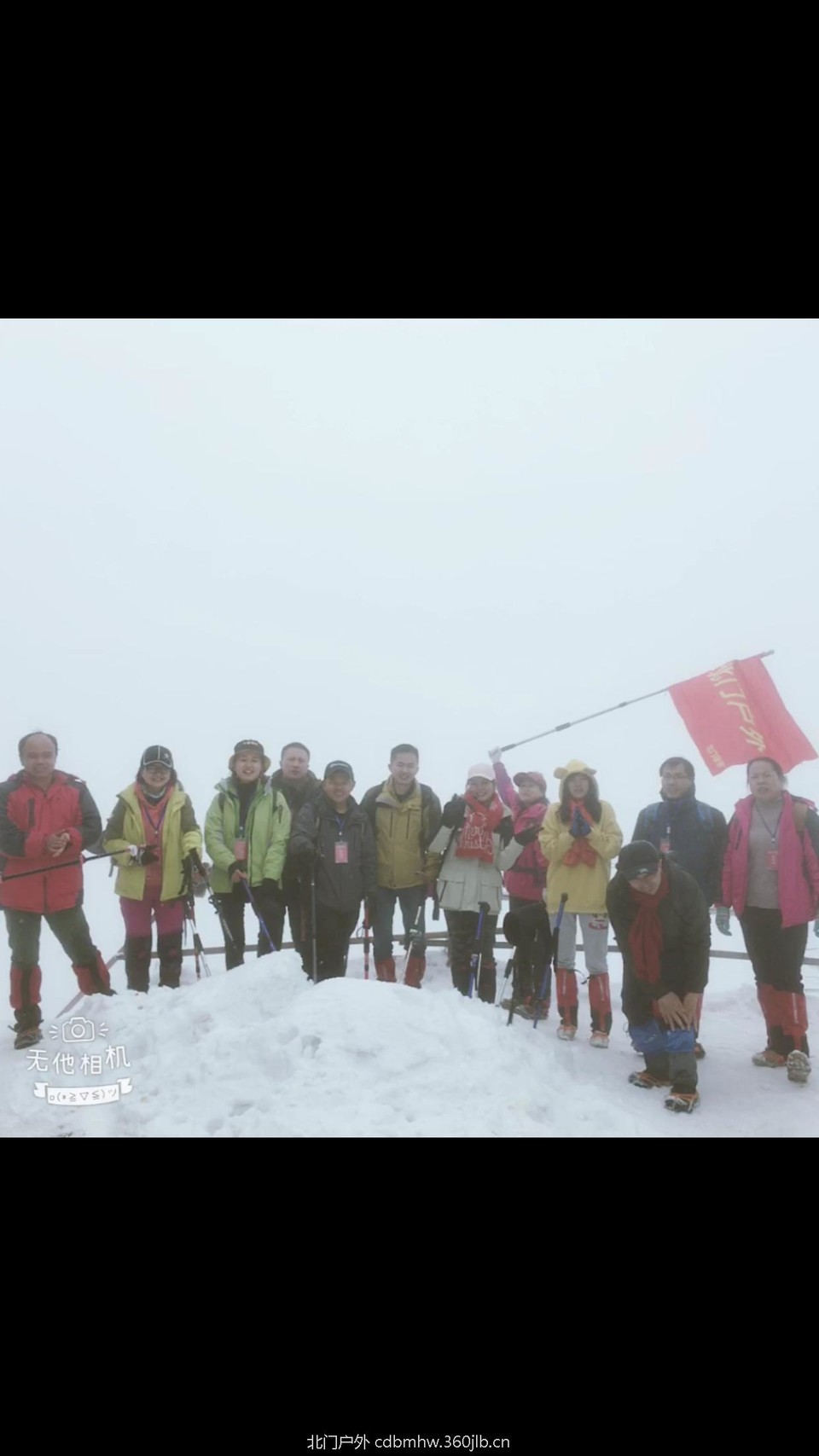 D63C2A36-BF12-400F-B74F-B98AC65BFC6C