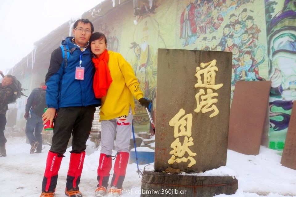 720354F4-FFCB-4899-95BE-D946243AAC3F