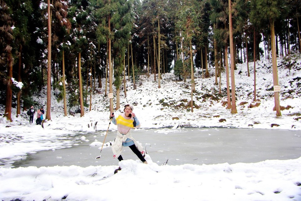 B27EC33E-FC8E-4473-BE8C-9D02C836B01E