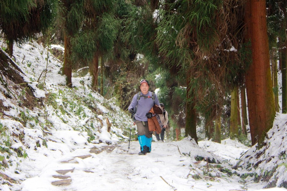 0AB965B5-9B97-4935-B253-B91AC36DCFDF