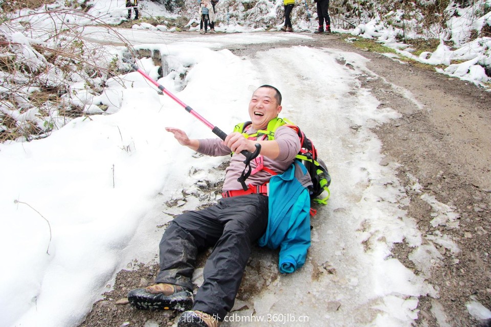 D8913AF9-1D00-494D-8268-3F1840103EC7