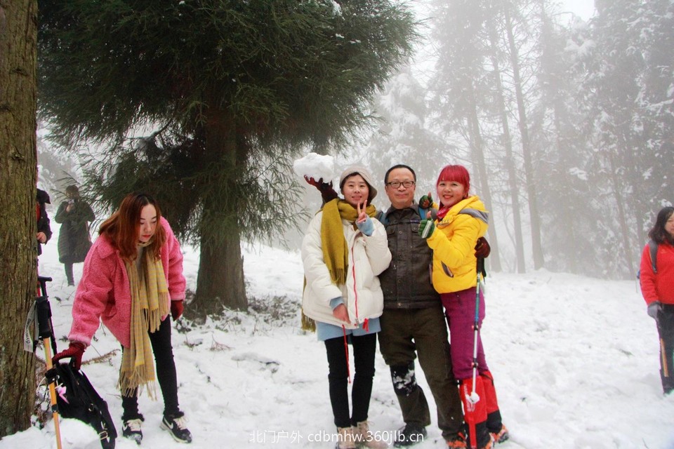 F81AAEBB-3646-47D6-BC26-CB99F63A7DF9