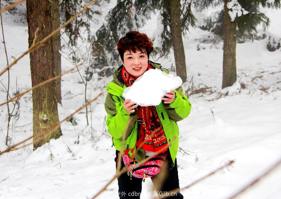 32789C1F-3F8B-4EFD-A5FC-01FFBA3BA292